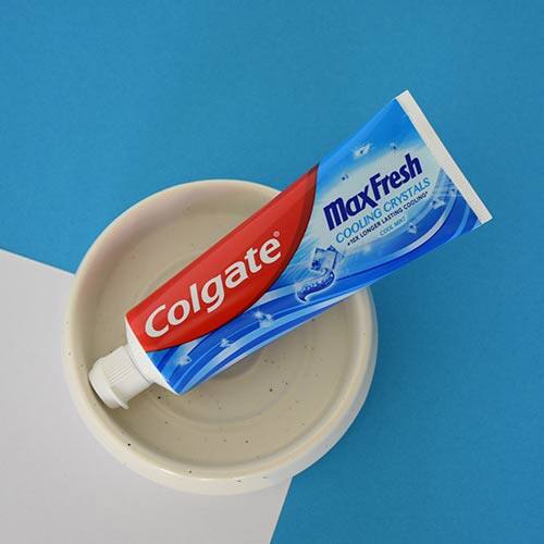 Colgate Max Fresh Cooling Crystals tandpasta tube