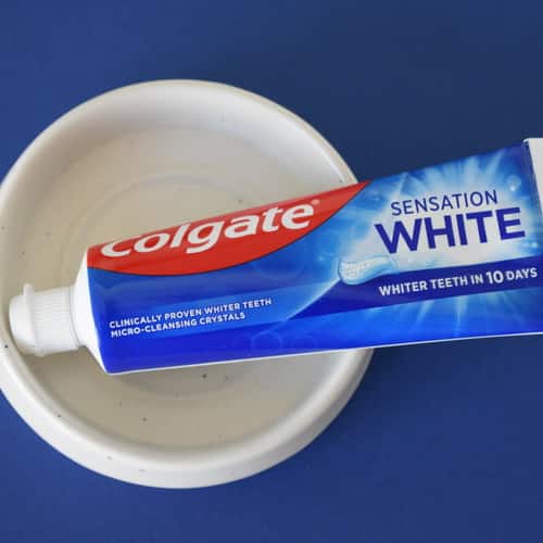 Colgate Sensation White tandpasta tube
