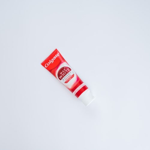 Colgate Max White Expert Original tandpasta tube